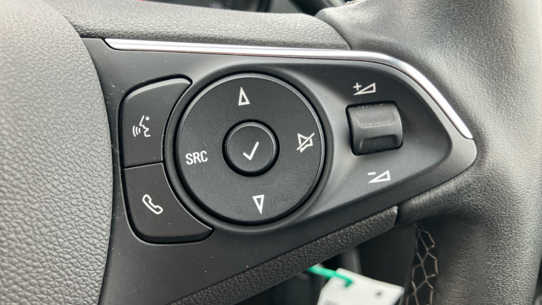 Vauxhall Crossland 1.2 SE 5dr Petrol Hatchback